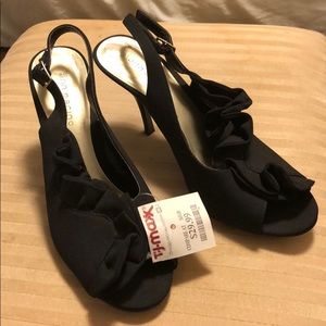 Black Ruffle Peep-toe Slingback Heel